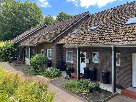 Reihenmittelhaus zum Kauf provisionsfrei 219.000 € 5 Zimmer 84,6 m² 203,6 m² Grundstück Basbeck Hemmoor 21745
