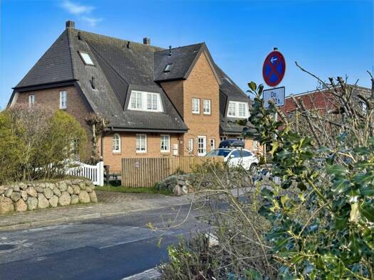 Wohnung zum Kauf 579.000 € 4 Zimmer 70,4 m² frei ab sofort Westerland Sylt 25980