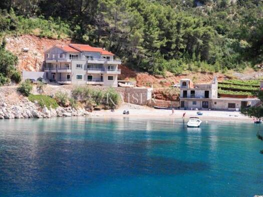 Haus zum Kauf 2.200.000 € 12 Zimmer 700 m² Hvar Hvar