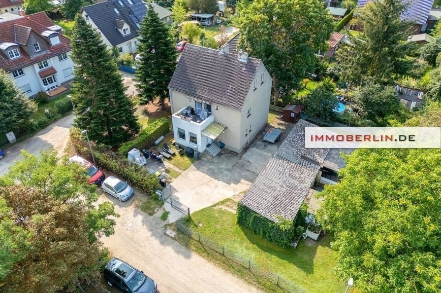 Mehrfamilienhaus zum Kauf 490.000 € 6 Zimmer 145 m²<br/>Wohnfläche 909 m²<br/>Grundstück Staaken Berlin 13591