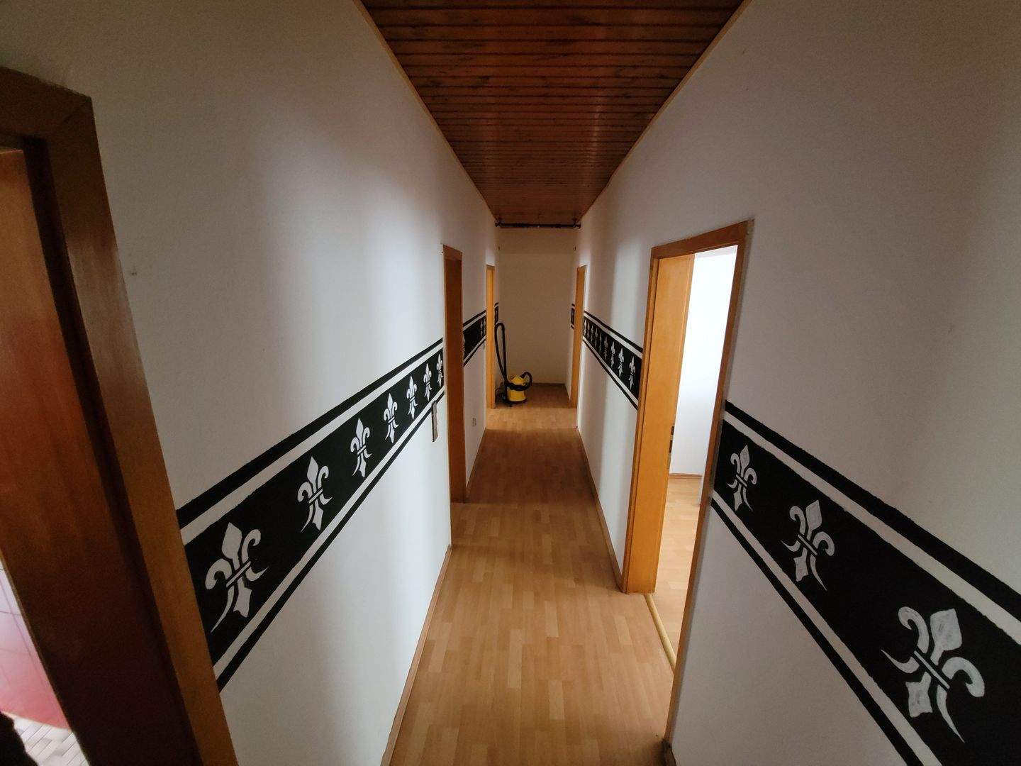 Immobilie in Bad Ems - Wohnhaus mit 3 Wohnungen in Bad Ems zur Kapitalanlage, Eigennutzung oder als Mehrgenerationenwohnhaus - Bild 2