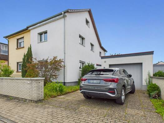 Doppelhaushälfte zum Kauf 450.000 € 5,5 Zimmer 130 m² 438 m² Grundstück Brühl 68782