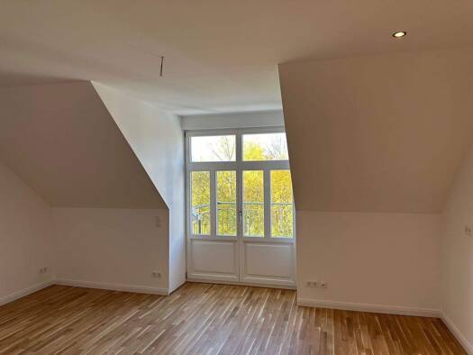 Wohnung zur Miete 435 € 2 Zimmer 51 m² 5. Geschoss frei ab 01.02.2026 Jahnstraße 60 Lutherviertel Chemnitz 09126