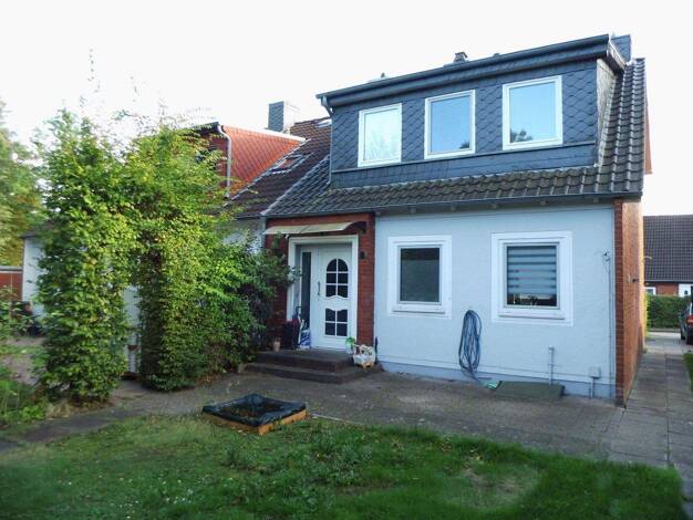 Doppelhaushälfte zum Kauf provisionsfrei 249.000 € 4 Zimmer 85 m² 320 m² Grundstück Innenstadt Osterholz-Scharmbeck 27711