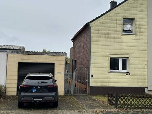 Doppelhaushälfte zum Kauf 219.000 € 3 Zimmer 65 m² 602 m² Grundstück frei ab sofort Alt-Saarbrücken Saarbrücken 66117