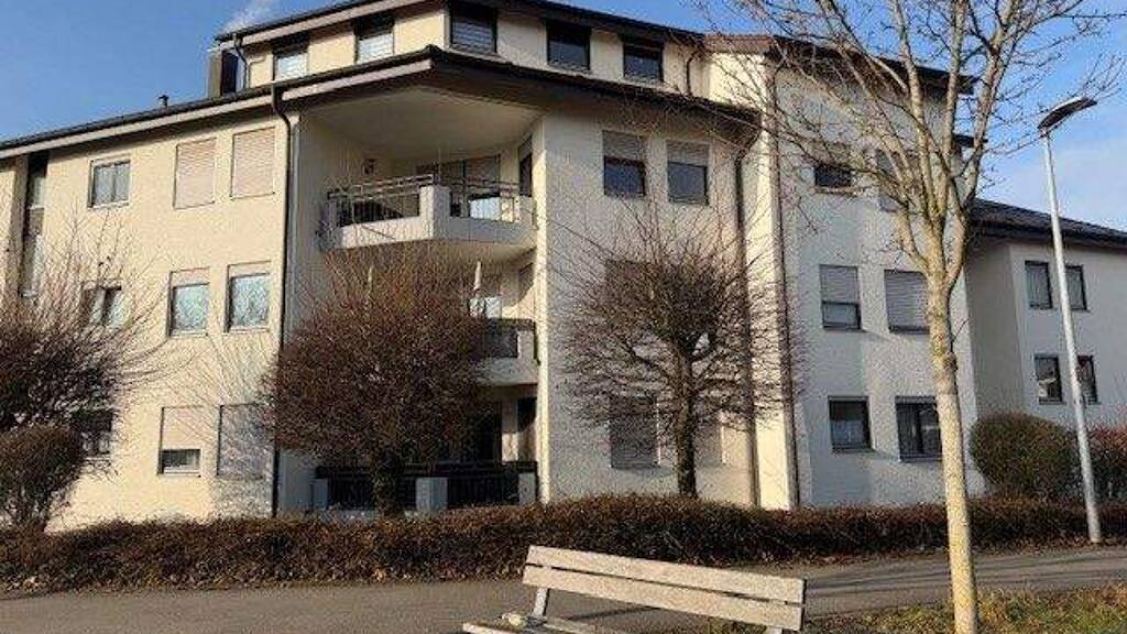 Wohnung zur Miete 1.350 € 3,5 Zimmer 96,7 m² 2. Geschoss Pappelweg 3/1 Metzingen 72555