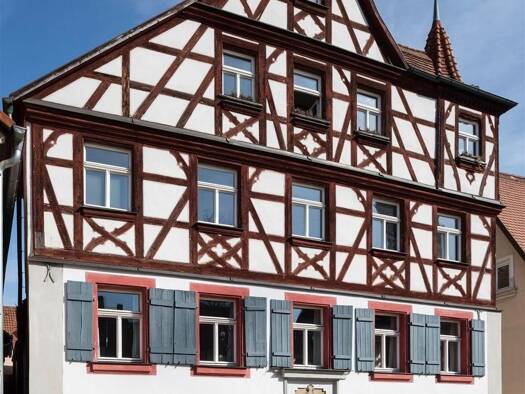 Wohnung zur Miete 1.350 € 5 Zimmer 118 m² 1. Geschoss frei ab 01.11.2026 Schwabach Schwabach 91126