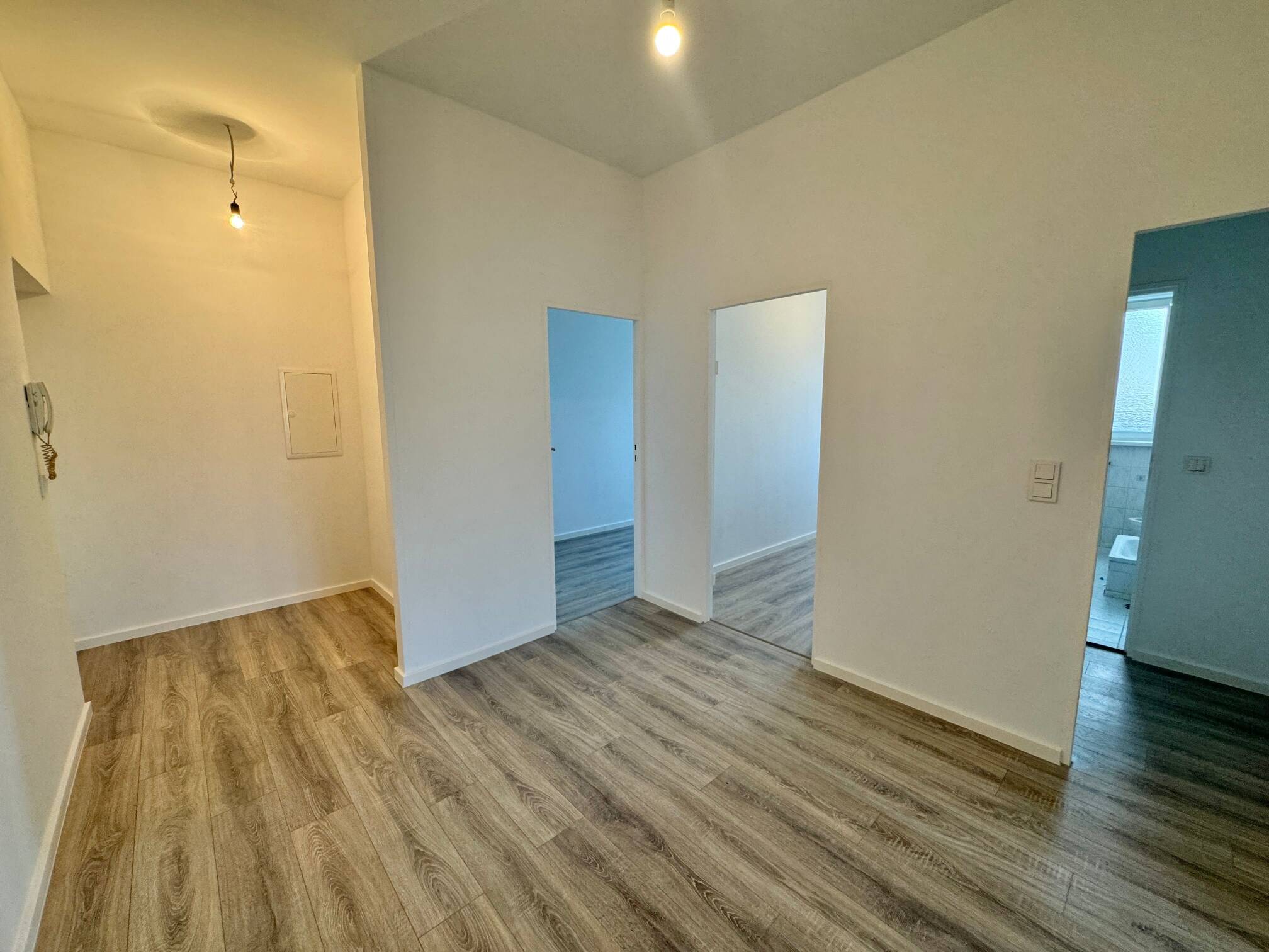 Platz und Flexibilität für Ihre Wohnträume – Hohenzollerndamm 67, 14199 Berlin – Vorschaubild 3