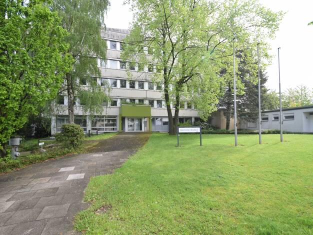 Bürofläche zur Miete provisionsfrei 7,50 € 8 Zimmer 245 m² Bürofläche Detmolder Straße 7-9 Soest Soest 59494