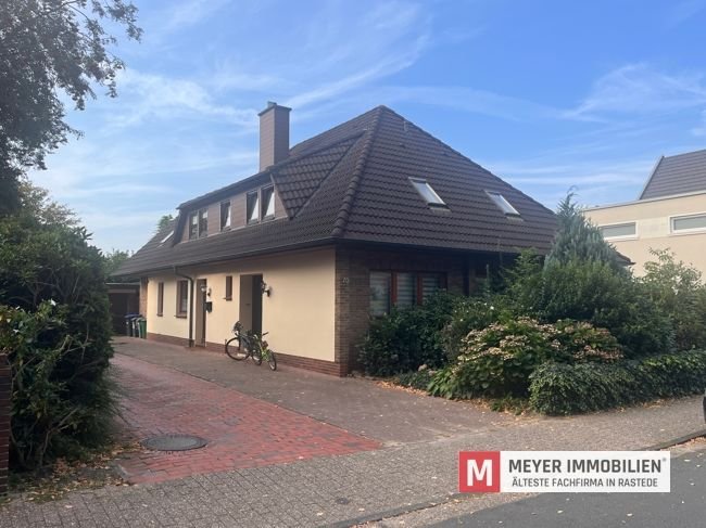 Mehrfamilienhaus zum Kauf 499.000 € 7 Zimmer 236,9 m²<br/>Wohnfläche 577 m²<br/>Grundstück Wasserturm Oldenburg 26123