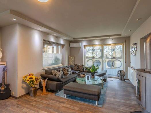 Bungalow zum Kauf 329.000 € 7 Zimmer 178 m² 523 m² Grundstück frei ab 01.02.2026 Bleckhausen 54570