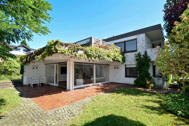 Einfamilienhaus zum Kauf 1.150.000 € 7 Zimmer 226 m² 733 m² Grundstück Friedrichsdorf Friedrichsdorf 61381