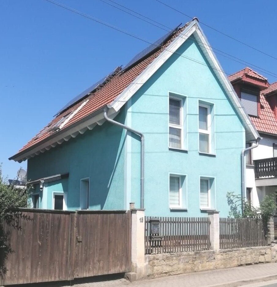 Einfamilienhaus zum Kauf 289.000 € 5 Zimmer 125 m²<br/>Wohnfläche 188 m²<br/>Grundstück ab sofort<br/>Verfügbarkeit Schöngleina 07646