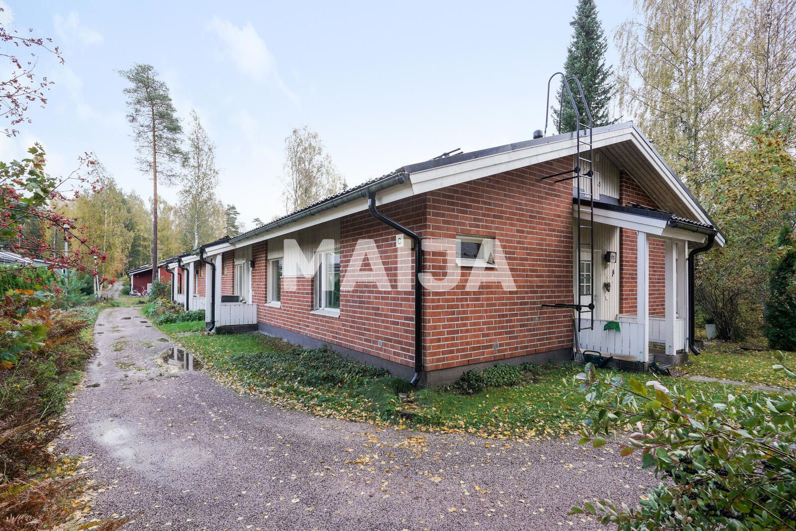 Reihenmittelhaus zum Kauf 199.000 € 3 Zimmer 72,5 m²<br/>Wohnfläche 6.354 m²<br/>Grundstück Männistöntie 10 Kirkkonummi 02880