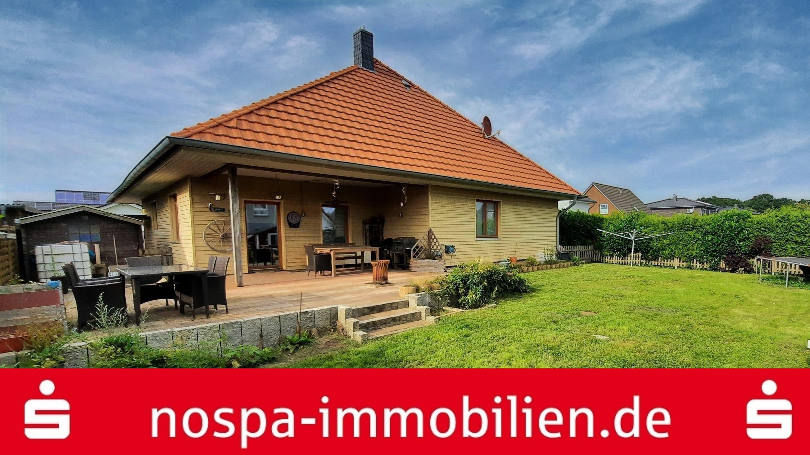 Einfamilienhaus zum Kauf 389.000 € 7 Zimmer 221 m²<br/>Wohnfläche 684 m²<br/>Grundstück Kropp Kropp 24848