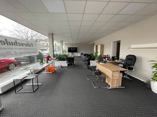 Laden zur Miete 900 € 1 Zimmer 110 m² Verkaufsfläche Saarlouis 66740