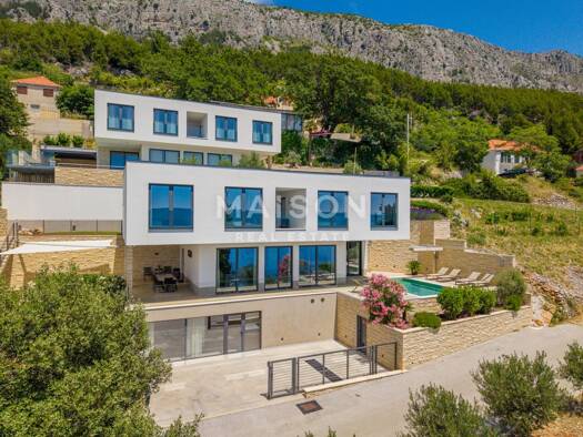 Einfamilienhaus zum Kauf 1.350.000 € 5 Zimmer 509 m² Grundstück Omiš 21310