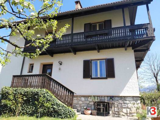 Mehrfamilienhaus zum Kauf 265.000 € 5 Zimmer 130 m² 1.196 m² Grundstück Arnoldstein 9601