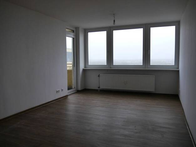 Wohnung zur Miete 899 € 3 Zimmer 86,1 m² 16. Geschoss frei ab 16.08.2025 Goethestr. 136 Bischofsheim Maintal 63477