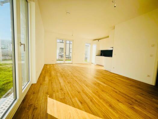 Terrassenwohnung zur Miete 1.800 € 3 Zimmer 81 m² Geschoss EG/4 frei ab sofort Mariendorf Berlin 12107