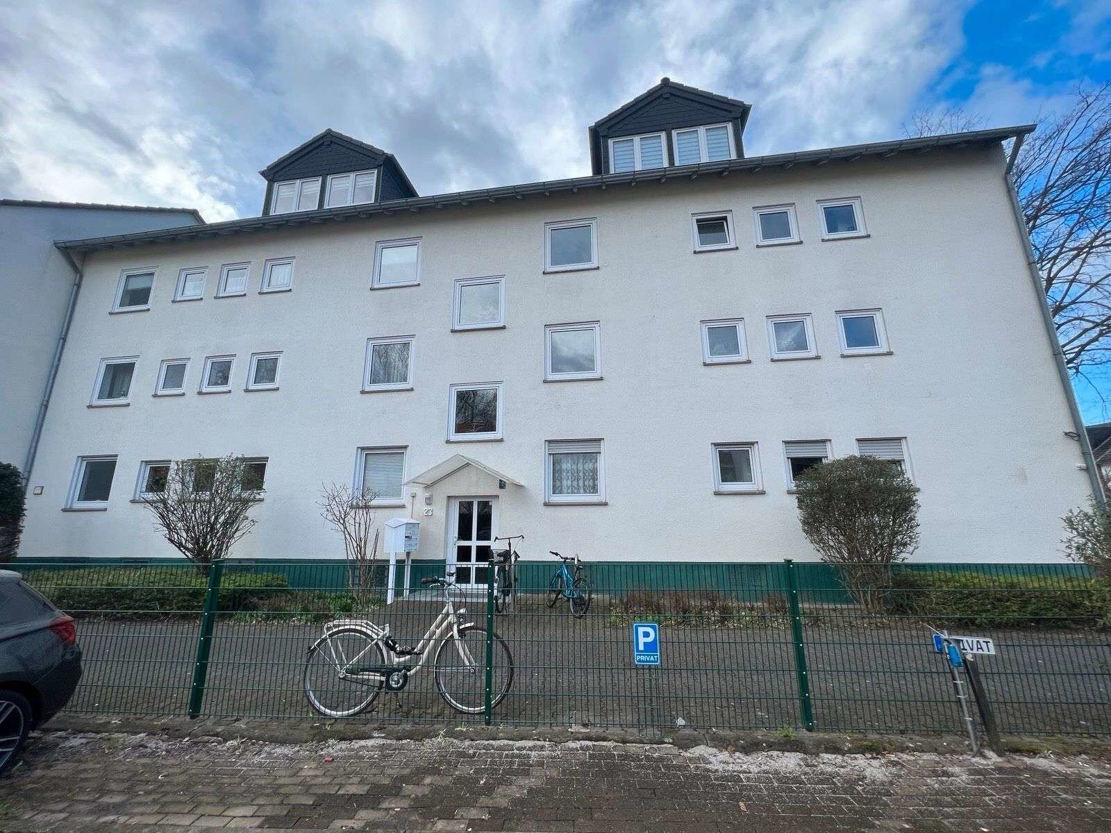 Wohnung zum Kauf 460.000 € 4 Zimmer 81 m²<br/>Wohnfläche 2.<br/>Geschoss Bilderstöckchen Köln 50739