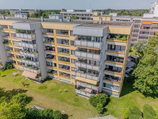Wohnung zum Kauf 295.000 € 2 Zimmer 62,5 m² 4. Geschoss München 82008