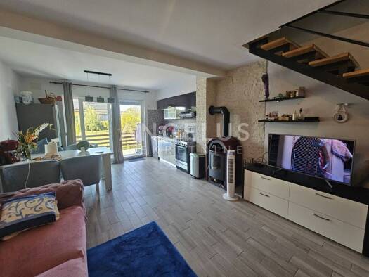 Wohnung zum Kauf 300.000 € 4 Zimmer 100 m² Bistrač 10298