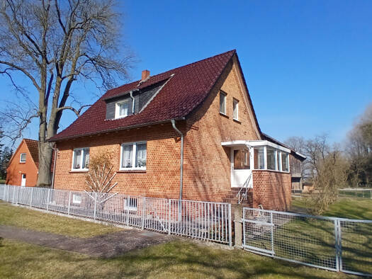 Einfamilienhaus zum Kauf 5 Zimmer 144 m² 9.045 m² Grundstück Dreenkrögen Wöbbelin 19288