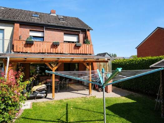 Reihenendhaus zum Kauf 349.000 € 4,5 Zimmer 128 m² 278 m² Grundstück frei ab 30.01.2027 Neukloster Buxtehude 21614
