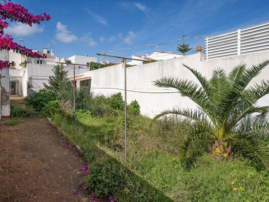 Stadthaus zum Kauf 12 Zimmer 330 m² 338 m² Grundstück Sant Lluis 07710