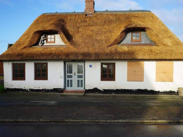 Einfamilienhaus zum Kauf provisionsfrei 310.000 € 5 Zimmer 100 m² 350 m² Grundstück Süderstrasse, 28 Wester-Ohrstedt 25885