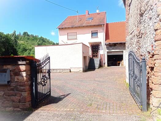 Einfamilienhaus zum Kauf 148.500 € 5 Zimmer 125 m² 1.047 m² Grundstück Hochstätten 55585