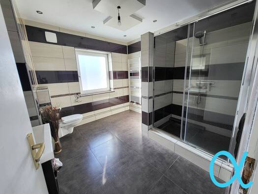 Einfamilienhaus zum Kauf 270.000 € 4 Zimmer 134 m² 272 m² Grundstück frei ab sofort Samaritanerstr. 11 Stolberg 52222