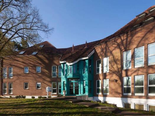 Wohnung zur Miete 1.068 € 2 Zimmer 61 m² 1. Geschoss frei ab 01.12.2025 Heerstraße 613/615 Spandau Berlin 13591