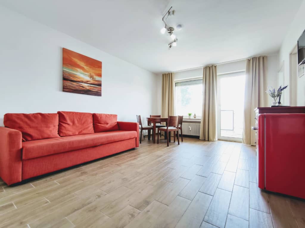 Wohnung zur Miete Wohnen auf Zeit 1.049 € 3 Zimmer 40 m²<br/>Wohnfläche 01.05.2025<br/>Verfügbarkeit Ernst-Mehlich-Straße Ruhrallee - Ost Dortmund 44141