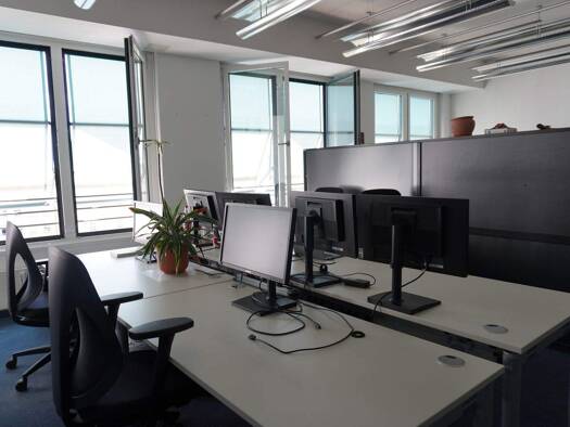 Büro zur Miete provisionsfrei 18,10 € 4 Zimmer 236 m² Bürofläche teilbar von 32,2 m² bis 65,3 m² Freiberger Straße 35 Wilsdruffer Vorstadt/Seevorstadt-West Dresden 01067