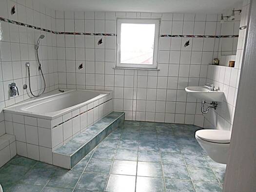Doppelhaushälfte zur Miete 1.250 € 4 Zimmer 117 m² 389 m² Grundstück frei ab 01.11.2026 Jungingen Ulm 89081