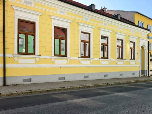 Wohnung zur Miete 1.814 € 5,5 Zimmer 166 m² Hollabrunn 2020