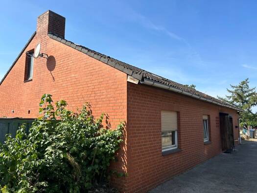 Einfamilienhaus zum Kauf 139.000 € 4 Zimmer 120 m² 1.170 m² Grundstück Bleckede Bleckede / Alt Wendischthun 21354