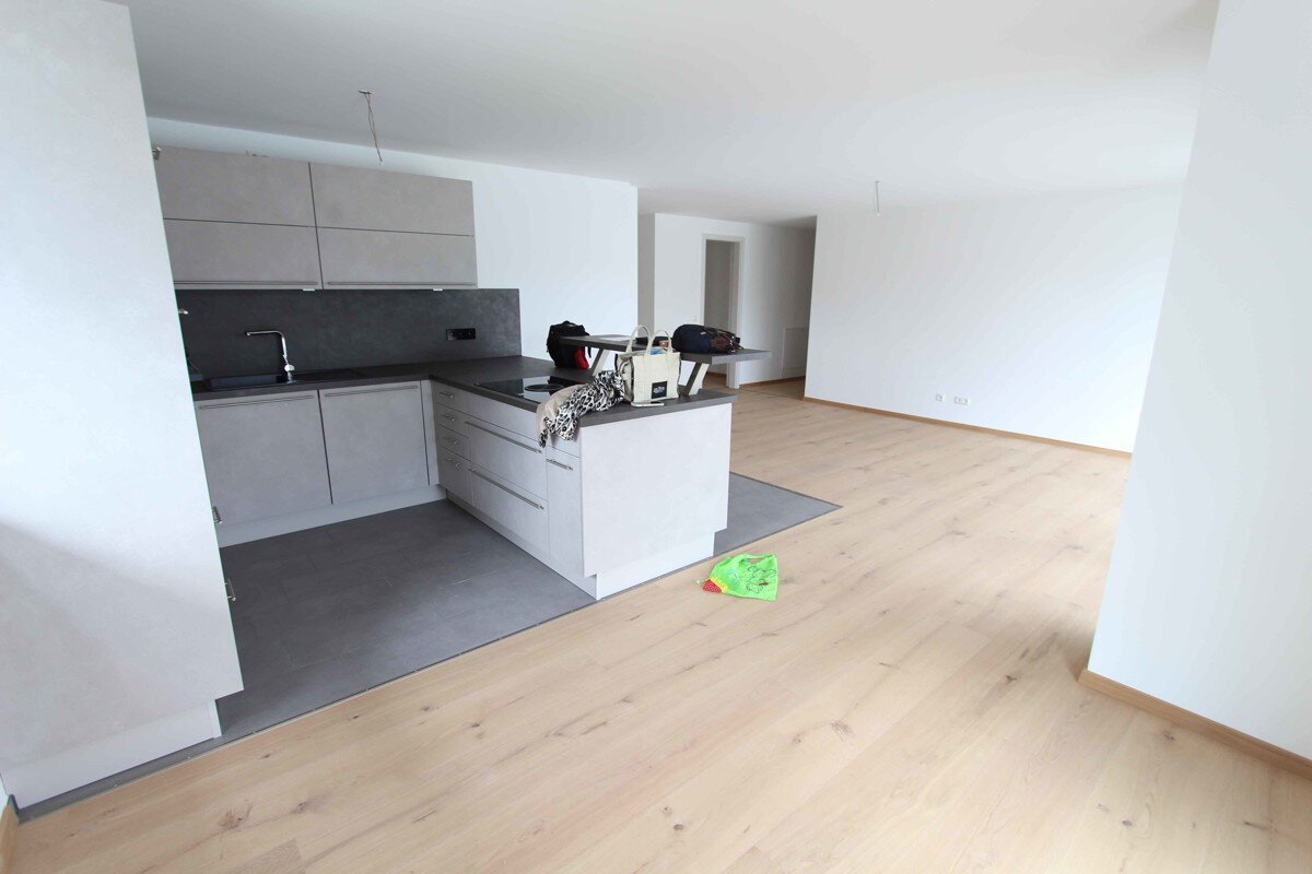 Wohnung zur Miete 1.060 € 4 Zimmer 112,5 m²<br/>Wohnfläche 2.<br/>Geschoss 01.12.2024<br/>Verfügbarkeit Innenstadt Nord - Schwenningen Villingen-Schwenningen 78054