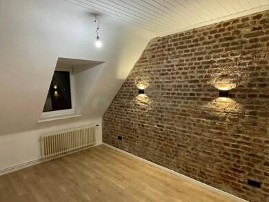 Wohnung zur Miete 595 € 3 Zimmer 71 m² Dachgeschoss, 3. Geschoss frei ab sofort Mangenberger Str. - Kirschbaumer Hof Solingen 42657