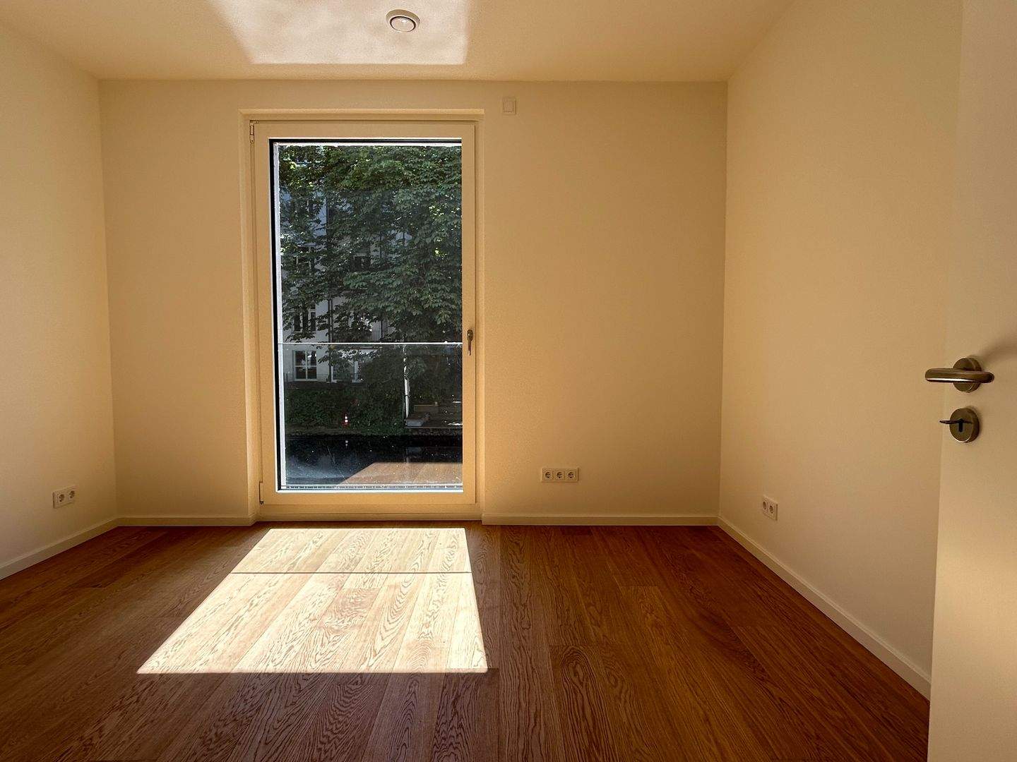 Property thumbnail 8