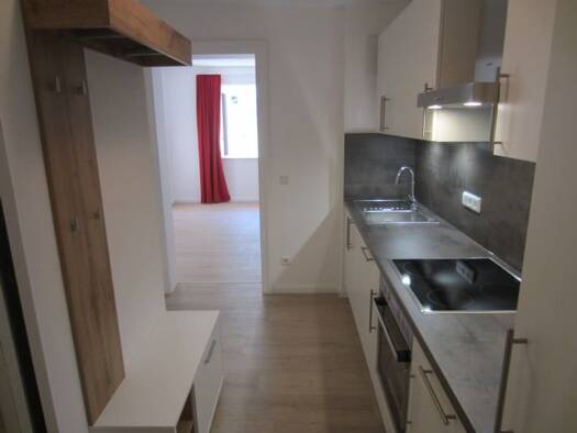 Studio zur Miete 540 € 1 Zimmer 27,5 m² 1. Geschoss frei ab 01.07.2026 Bahnhofstr. 9 Neumarkt-Sankt Veit 84494