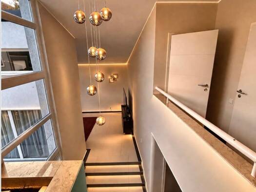 Villa zum Kauf provisionsfrei 1.190.000 € 9 Zimmer 280 m² 969 m² Grundstück Vohwinkel Vohwinkel 42329