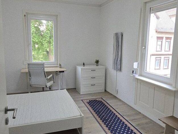 Wohnung zur Miete 600 € 1 Zimmer 32 m² 1. Geschoss Duisburger Straße 22 Bad Cannstatt Stuttgart 70376