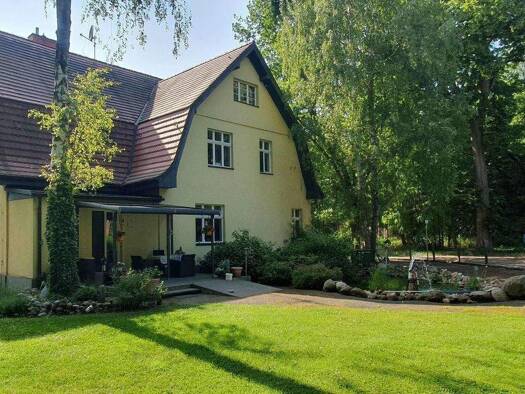 Villa zum Kauf 598.000 € 10 Zimmer 260 m² 2.640 m² Grundstück Bad Belzig Bad Belzig 14806