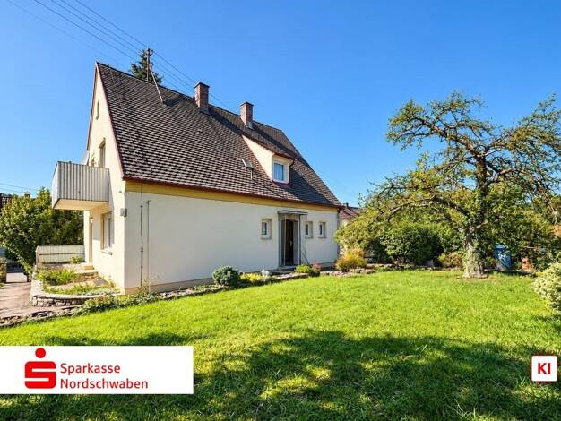 Einfamilienhaus zum Kauf 210.000 € 6 Zimmer 124 m² 743 m² Grundstück Harburg Harburg (Schwaben) 86655