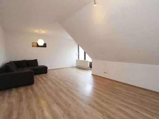 Wohnung zur Miete 650 € 2 Zimmer 75 m² 3. Geschoss Theodor-Heuss-Allee 29 Altenbauna Baunatal 34225