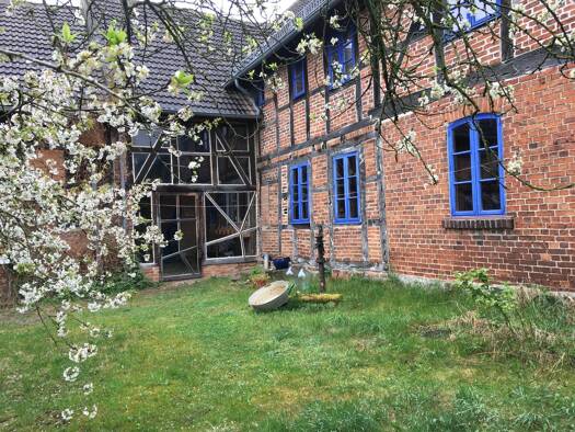 Bauernhaus zum Kauf 165.000 € 9 Zimmer 200 m² 1.782 m² Grundstück Roxförde Gardelegen 39638