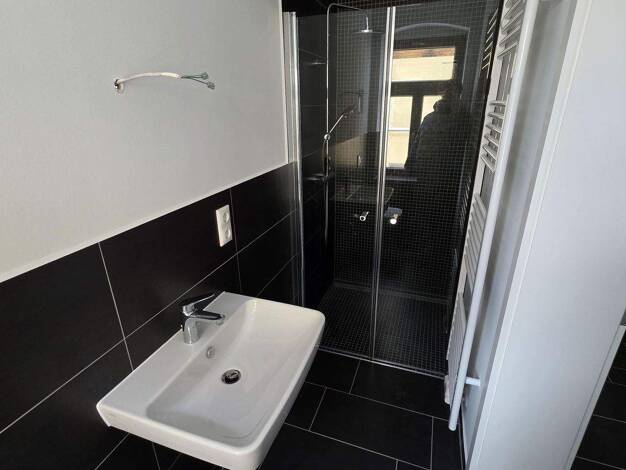 Wohnung zur Miete 390 € 2 Zimmer 39,7 m² 1. Geschoss frei ab sofort August-Bebel-Straße 19 Cossebaude Dresden 01156